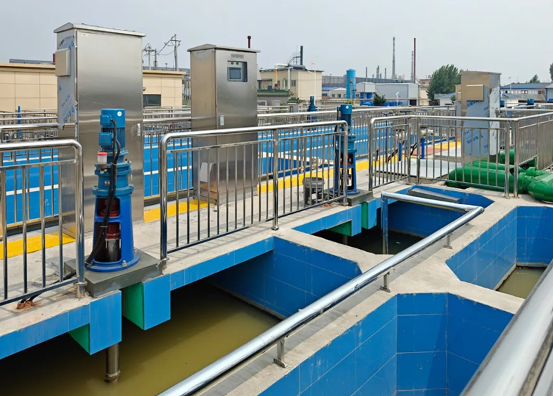 1769056044317433.jpg 立式搅拌机现场.jpg